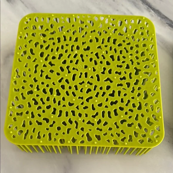 BOON Grass Countertop Drying Rack - Picture 3 of 4